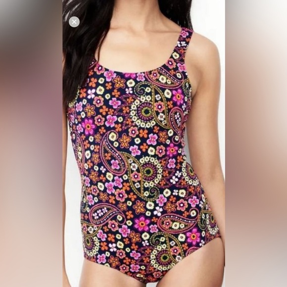Lands' End Other - Lands' End Scoop Neck Tugless-Tank One-piece Swimsuit in Paisley & Flowe…